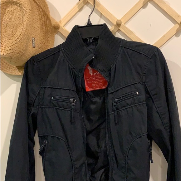 Black lightweight bomber jacket - Picture 2 of 5